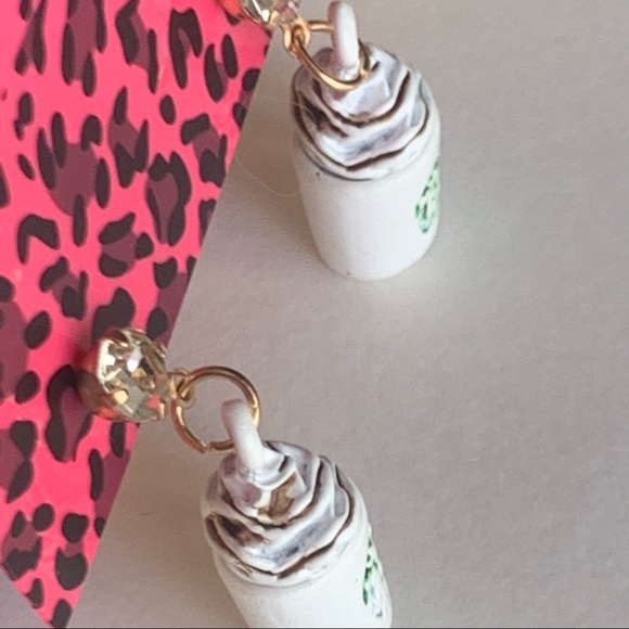 ☕️🆕 Betsey Johnson Style - Starbucks Coffee Cup - Picture 5 of 7